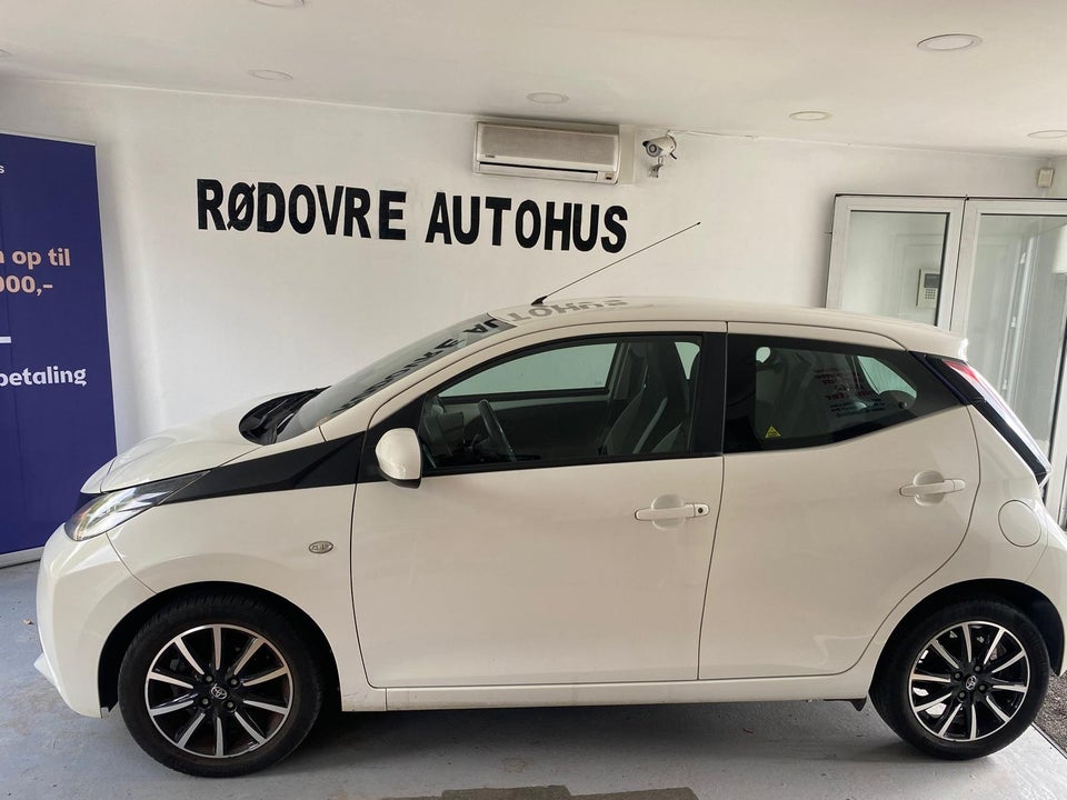 Toyota Aygo 1,0 VVT-i x-change 5d
