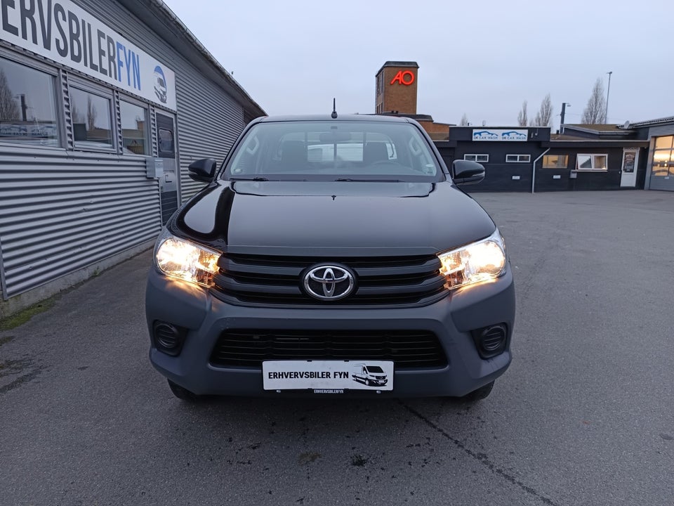 Toyota HiLux 2,4 D-4D 150 T2 Ex.Kab 4x4 4d