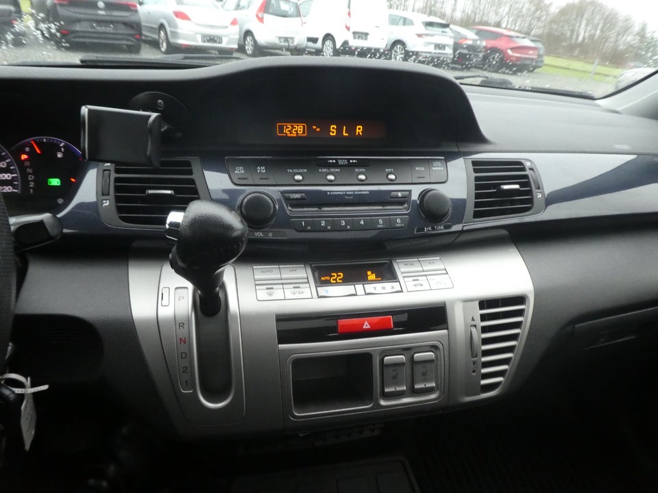 Honda FR-V 1,8i Comfort aut. Van 5d