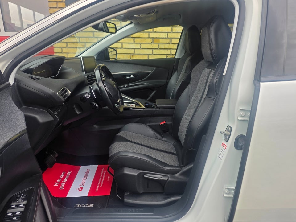 Peugeot 3008 1,5 BlueHDi 130 Allure EAT8 5d
