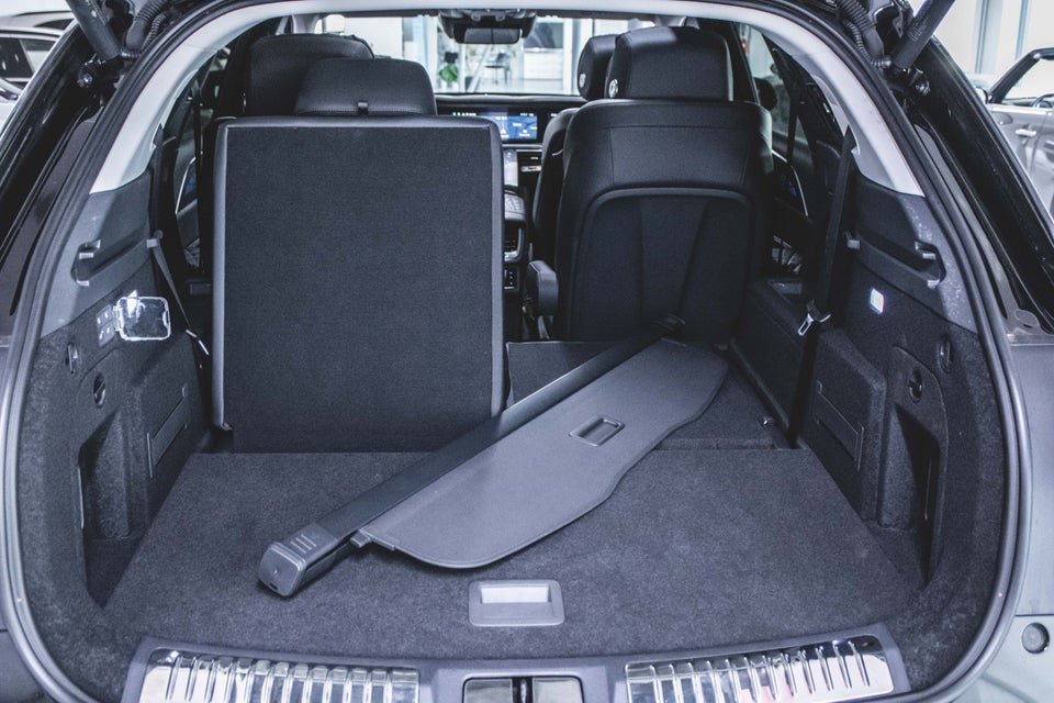 Hongqi E-HS9 99 Exclusive 5d