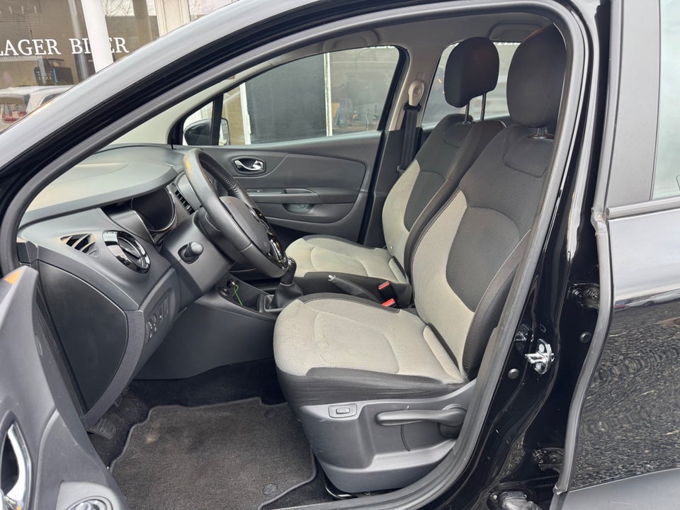 Renault Captur 1,5 dCi 90 Expression 5d