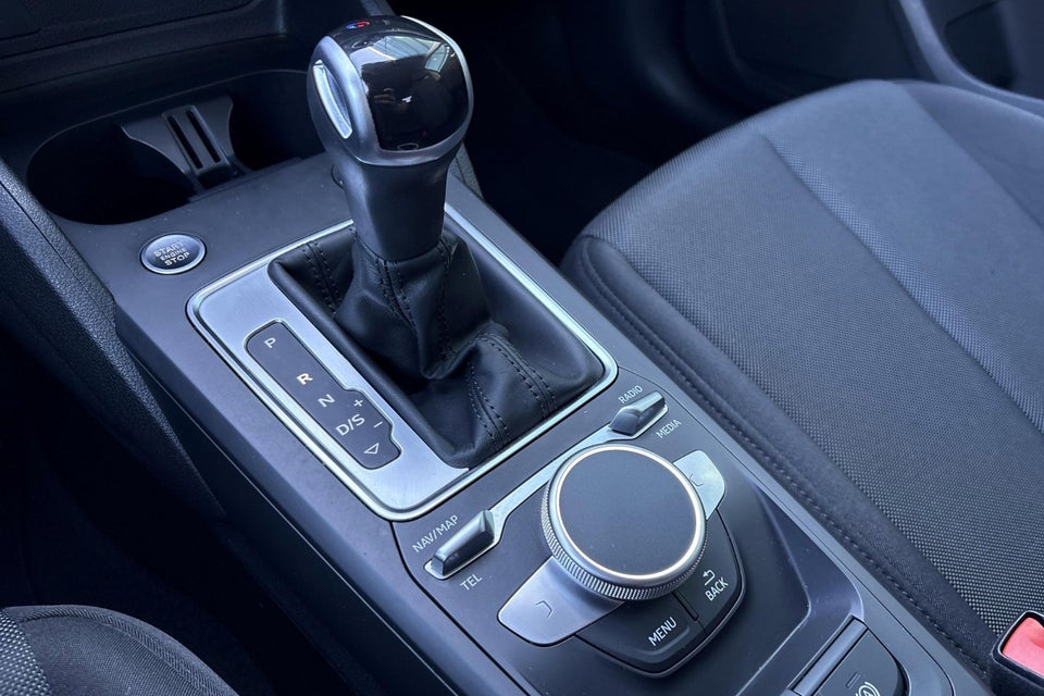 Audi Q2 35 TFSi Prestige S-tr. 5d