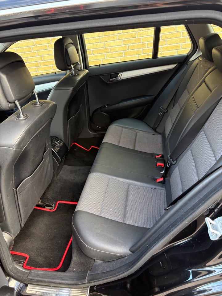 Mercedes C220 2,2 CDi Avantgarde stc. aut. BE 5d
