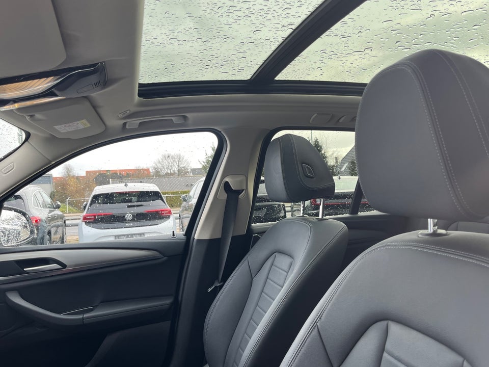 BMW iX3 Inspiring 5d