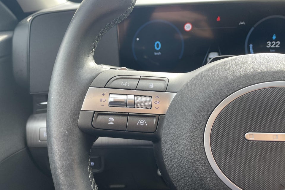 Hyundai Kona 48 EV Essential 5d