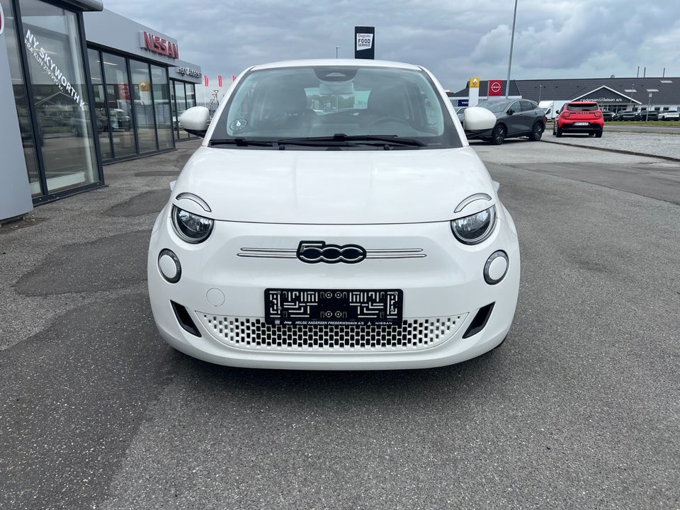 Fiat 500e 42 Icon 3d