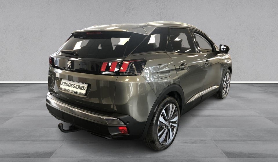 Peugeot 3008 1,2 e-THP 130 Allure 5d