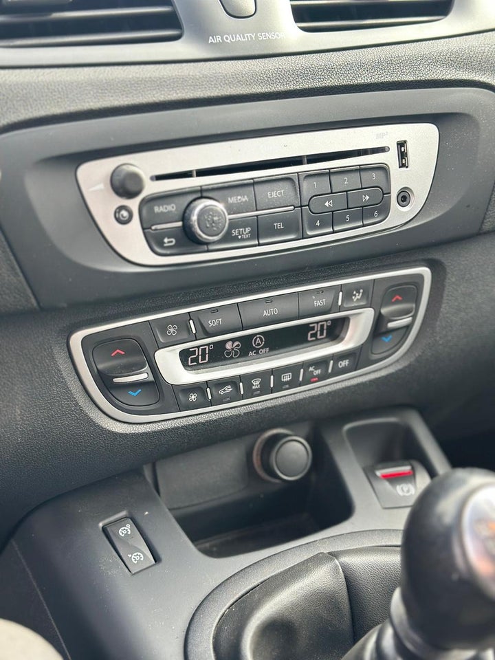 Renault Grand Scenic III 1,6 dCi 130 Dynamique 7prs 5d