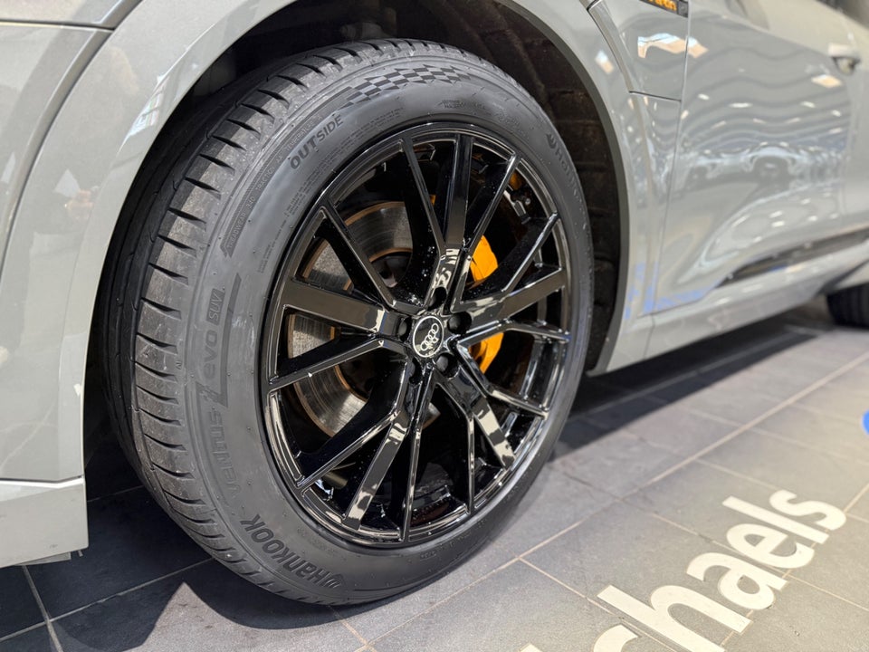 Audi e-tron 55 Black Edition S-line quattro 5d