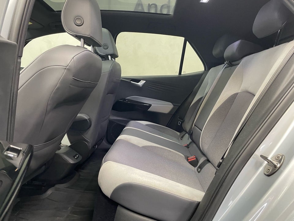 VW ID.3 58 Family 5d