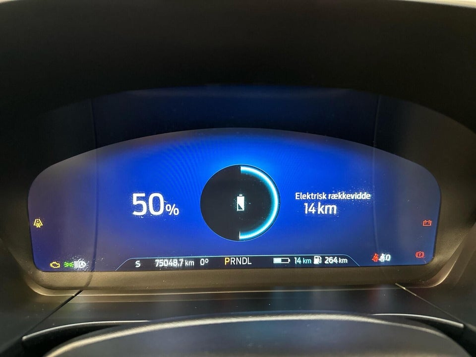 Ford Kuga 2,5 PHEV Vignale CVT 5d