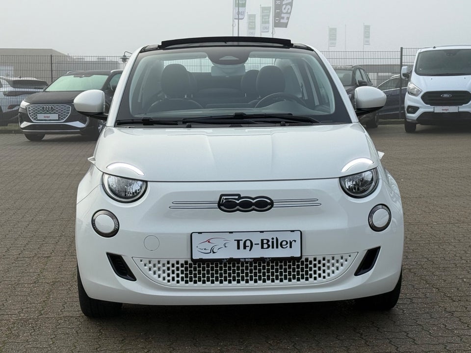 Fiat 500e 42 Icon Cabrio 2d