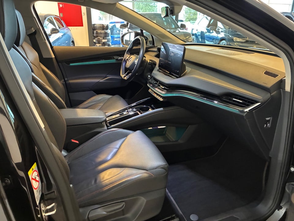 Skoda Enyaq 80 iV Suite 5d