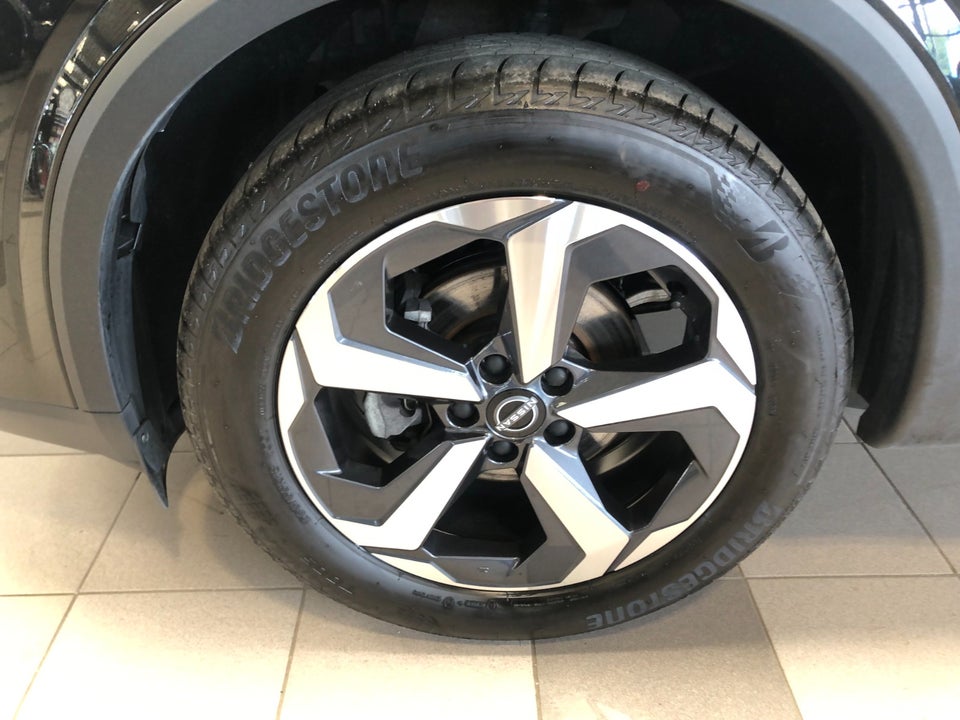 Nissan Qashqai 1,3 mHEV N-Connecta X-tr. 5d