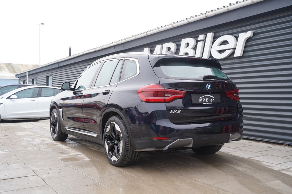 BMW iX3 Charged 5d