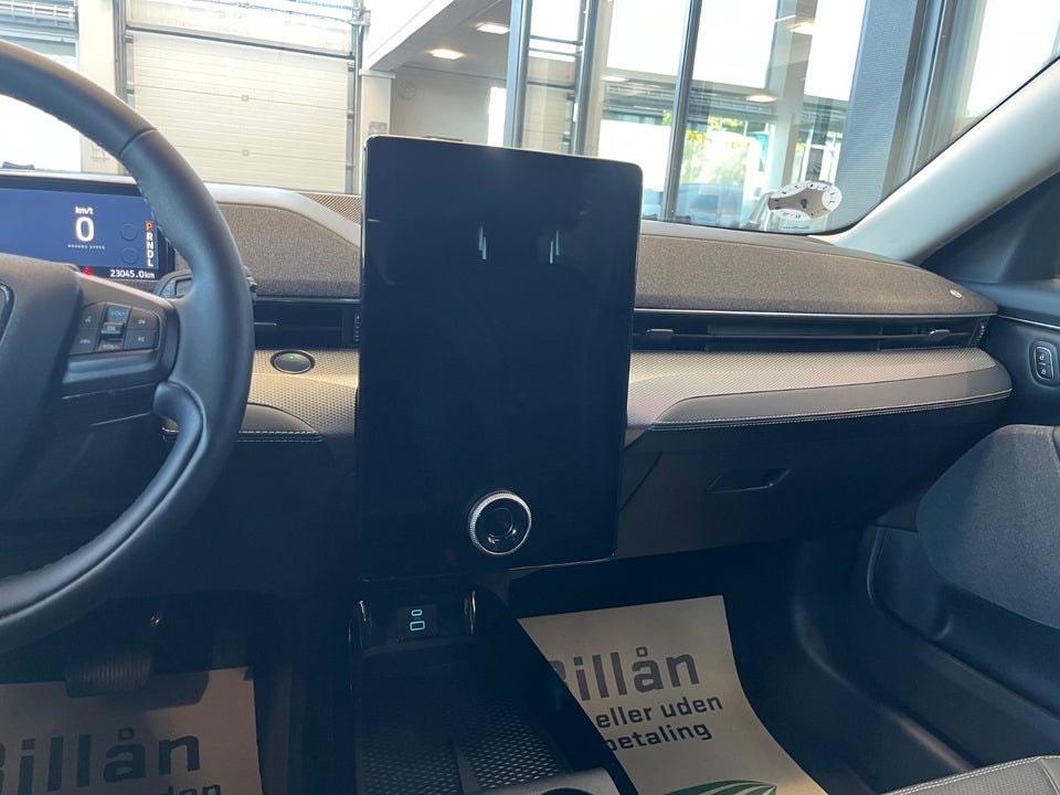 Ford Mustang Mach-E 75 Standard Range 5d