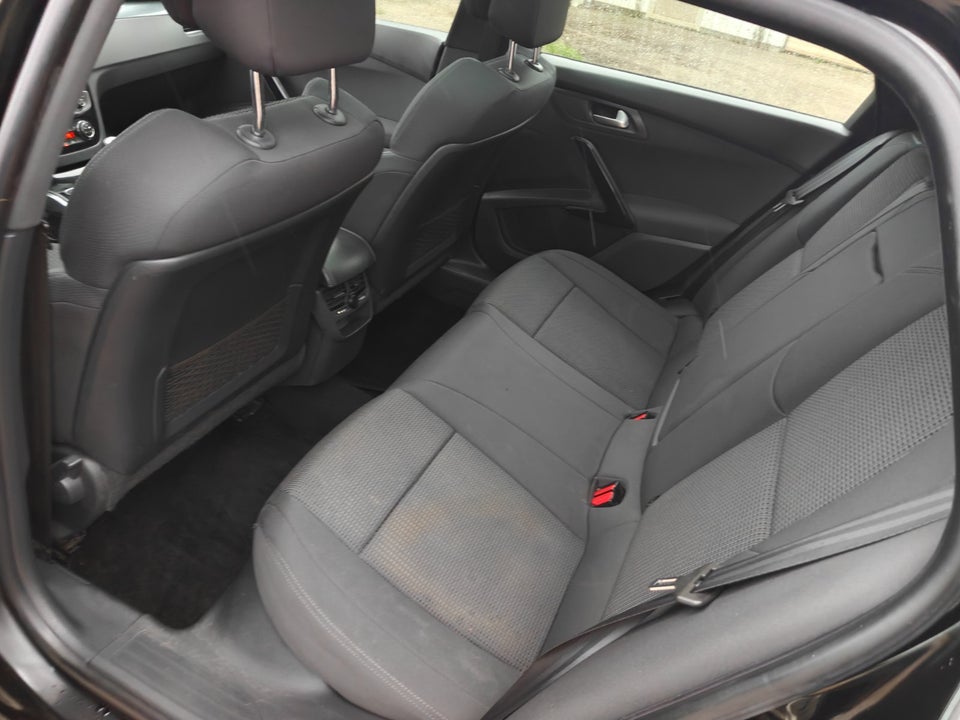 Peugeot 508 1,6 HDi 112 Active SW 5d