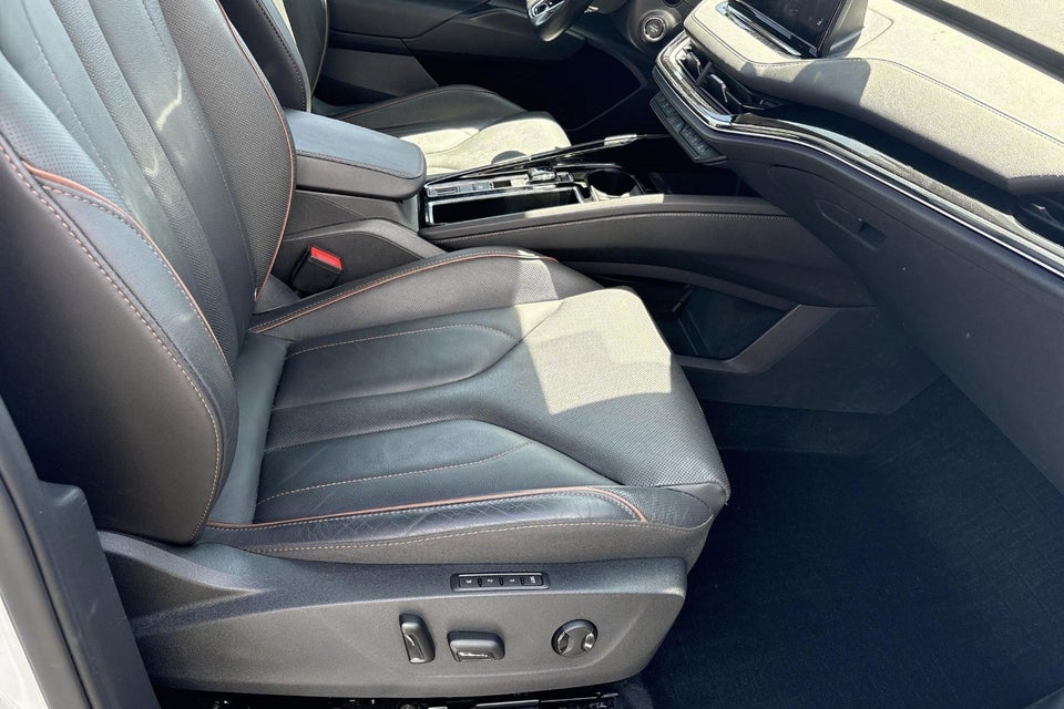 Skoda Enyaq 80 iV Suite 5d