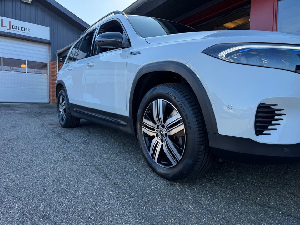 Mercedes EQB250 Progressive 7prs 5d