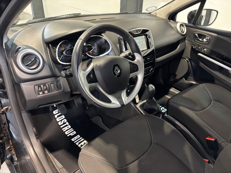 Renault Clio IV 1,5 dCi 75 Authentique Sport Tourer 5d
