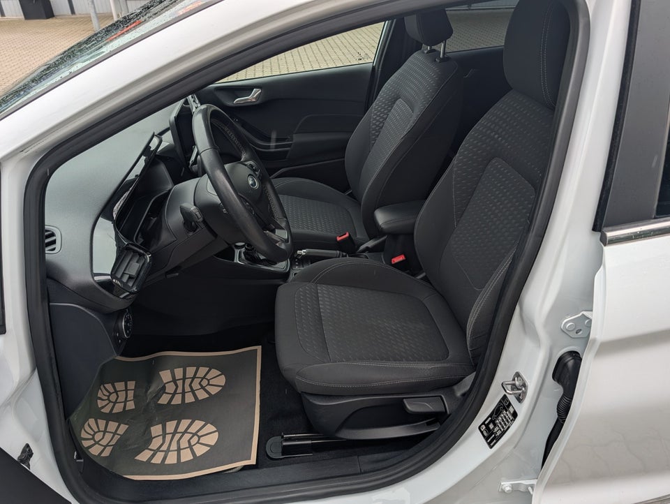 Ford Fiesta 1,5 TDCi 85 Titanium Van 5d