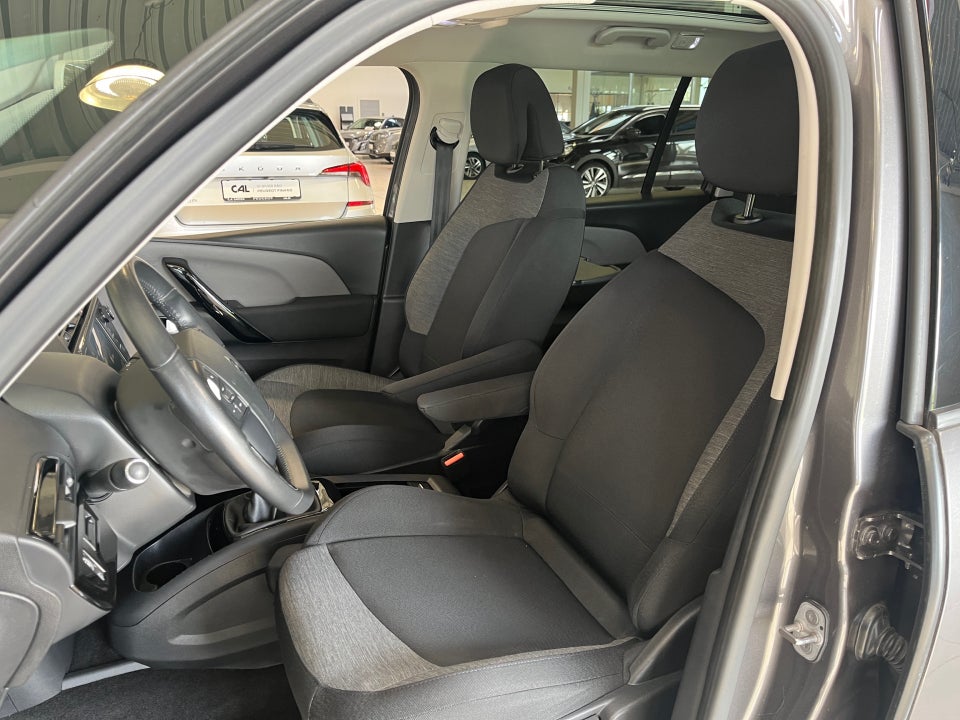 Citroën Grand C4 SpaceTourer 1,2 PureTech 130 Intensive+ 7prs 5d