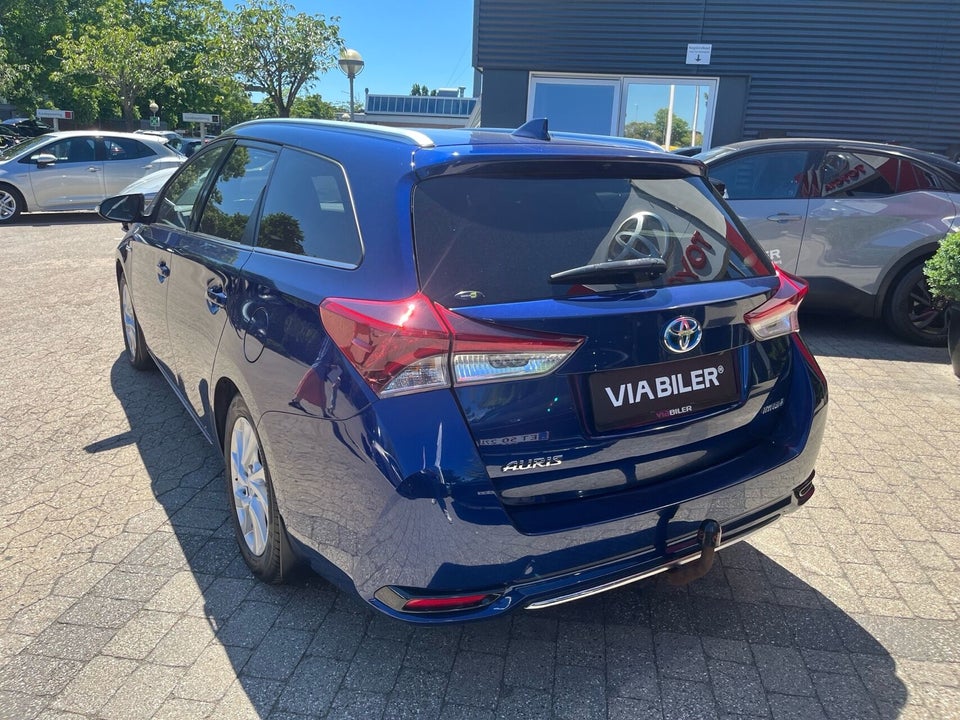 Toyota Auris 1,8 Hybrid H2 Comfort Touring Sports CVT 5d