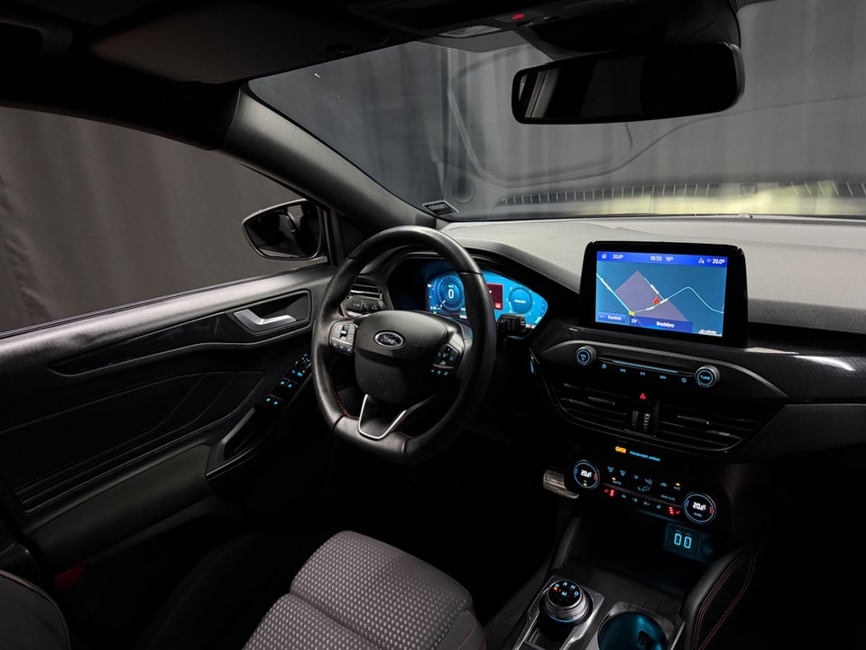 Ford Focus 1,5 EcoBlue ST-Line stc. aut. 5d