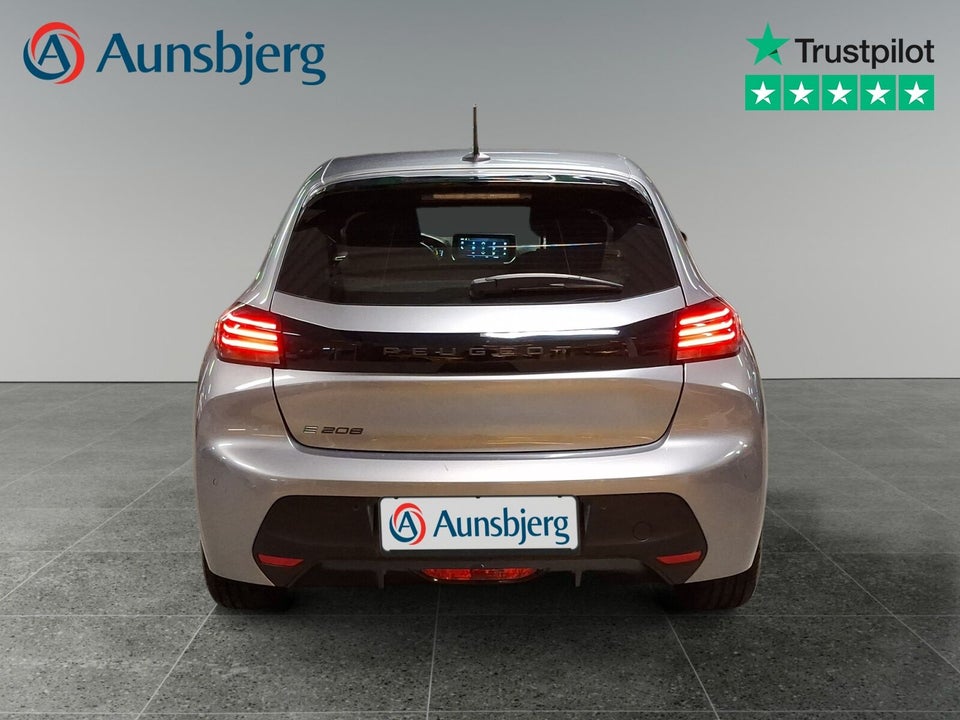 Peugeot e-208 50 Style 5d