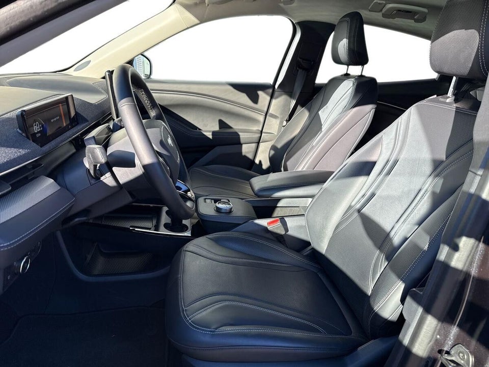 Ford Mustang Mach-E 98 Extended Range 5d