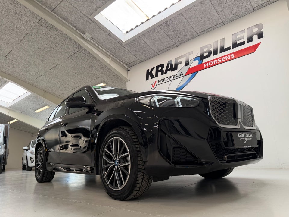 BMW iX1 xDrive30 M-Sport 5d