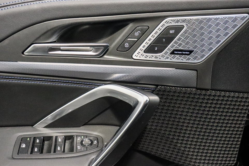 BMW iX1 eDrive20 Fully Charged M-Sport 5d