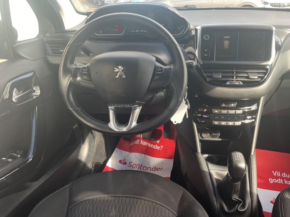 Peugeot 208 1,2 PureTech 82 Style 5d