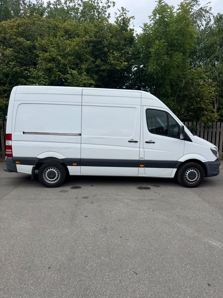 Mercedes Sprinter 319 3,0 CDi R3 Kassevogn 5d