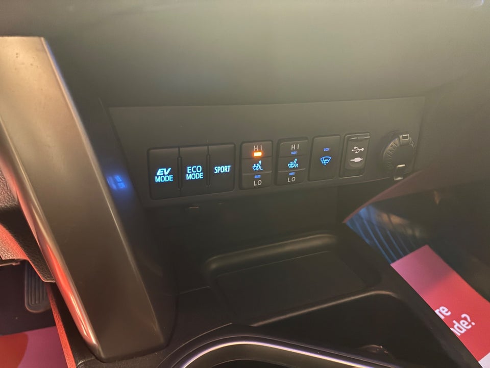 Toyota RAV4 2,5 Hybrid H3+ MDS 4x4 5d