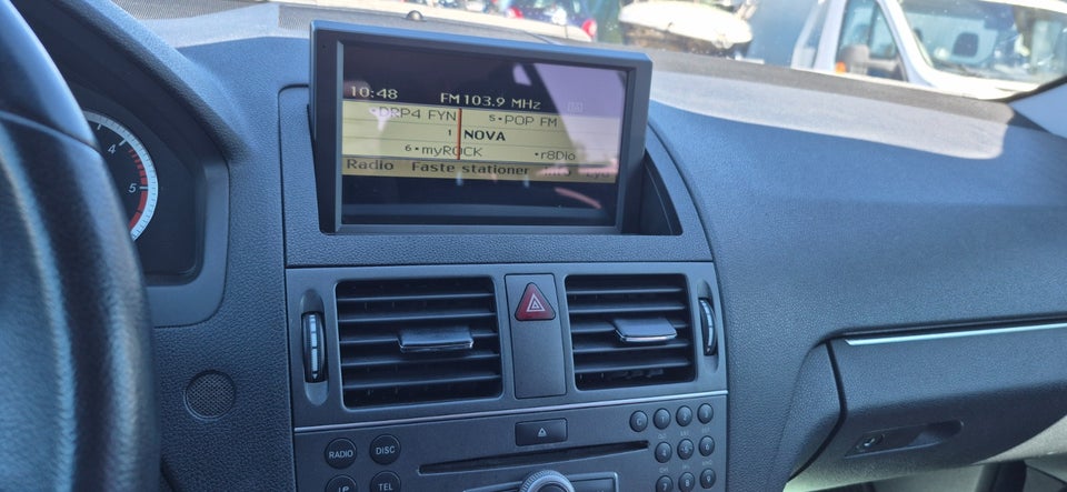 Mercedes C200 2,2 CDi Elegance stc. BE 5d