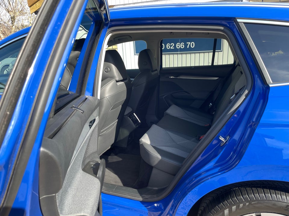 Skoda Enyaq 80 iV Loft 5d