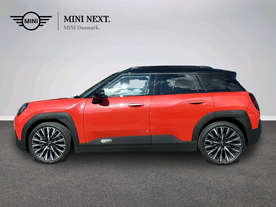 MINI Aceman E Favoured Trim L 5d