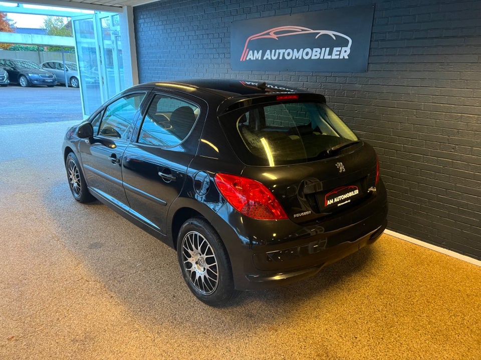 Peugeot 207 1,4 HDi 5d