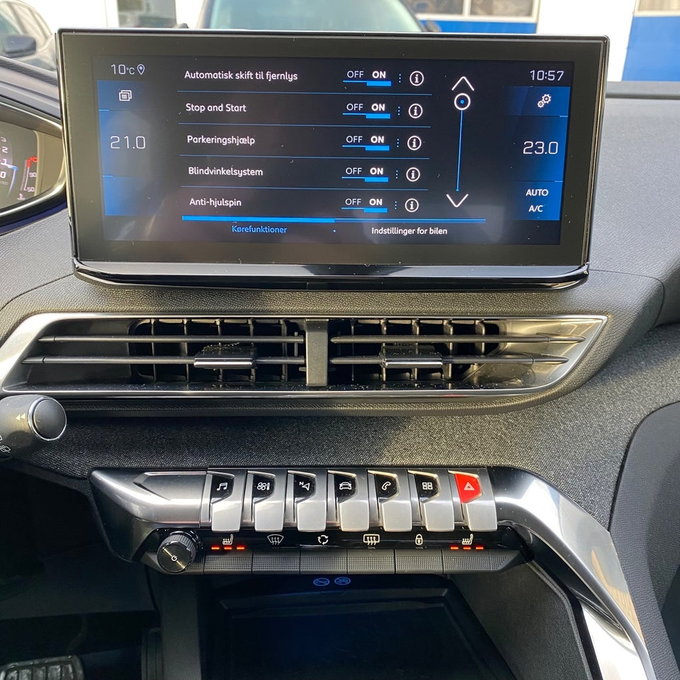 Peugeot 3008 1,5 BlueHDi 130 Allure Pack EAT8 5d