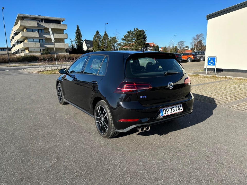 VW Golf VII 1,4 GTE DSG 5d