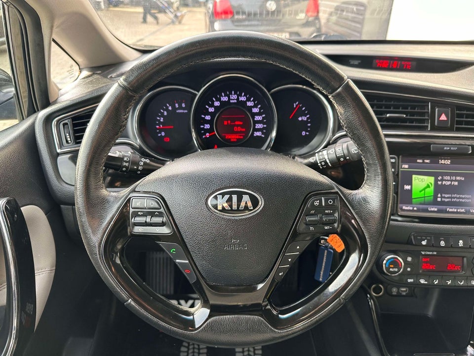 Kia Ceed 1,6 CRDi 136 Premium SW 5d