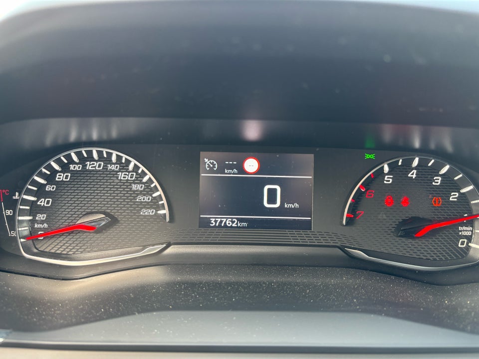 Peugeot 208 1,2 PureTech 75 Active Pack 5d