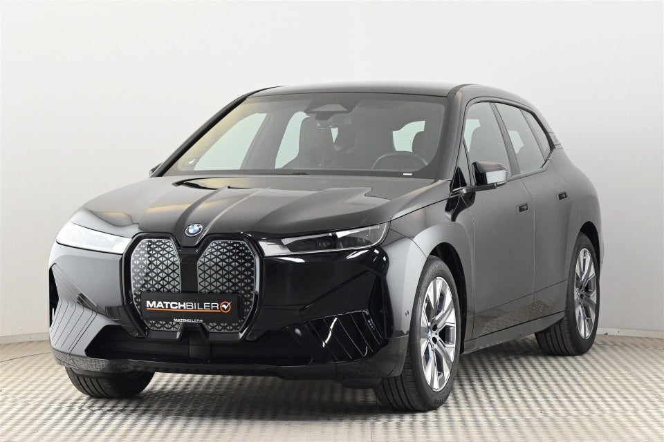 BMW iX xDrive40 Fully Charged 5d