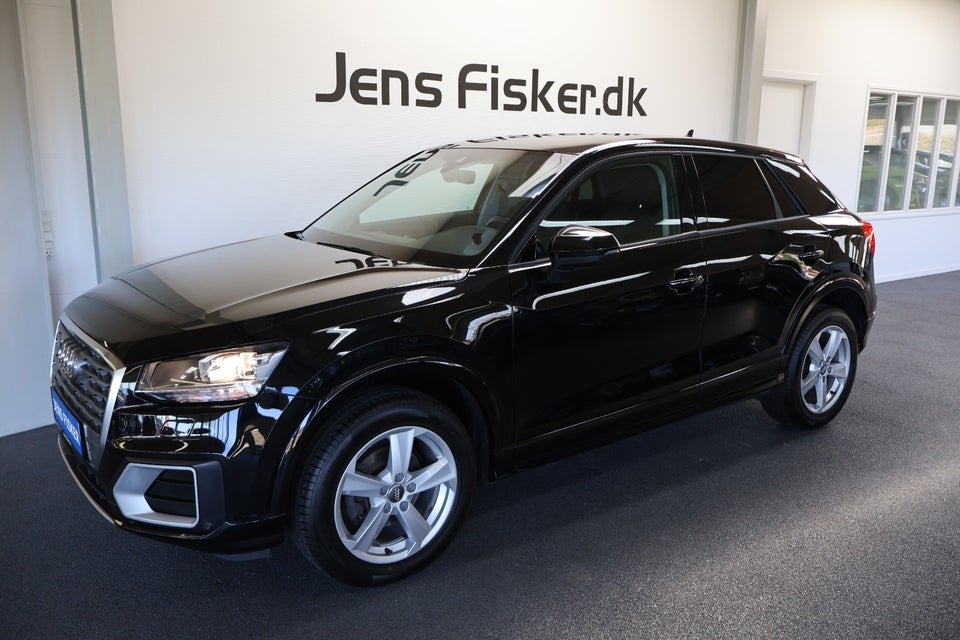 Audi Q2 30 TDi S-tr. 5d