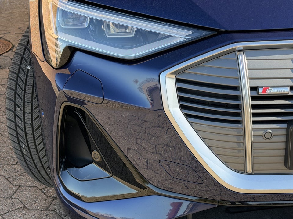 Audi e-tron 55 S-line quattro 5d