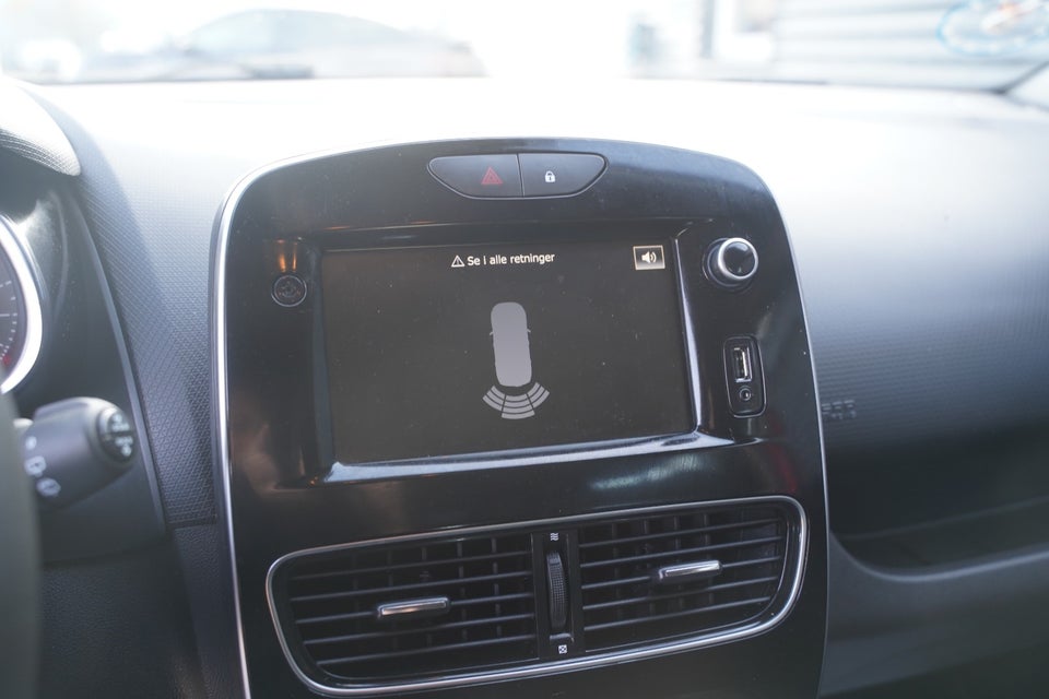 Renault Clio IV 0,9 TCe 90 GO! Sport Tourer 5d