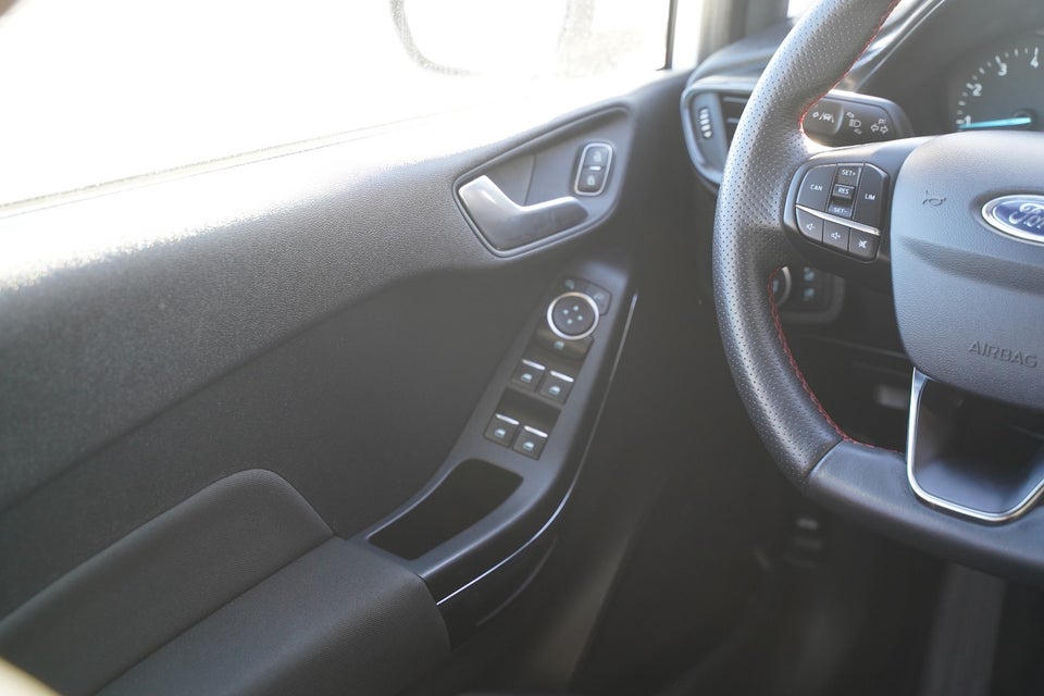 Ford Fiesta 1,0 EcoBoost ST-Line 5d