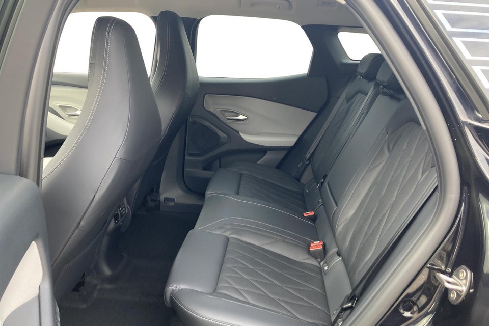 Ford Explorer 77 Premium Extended Range 5d